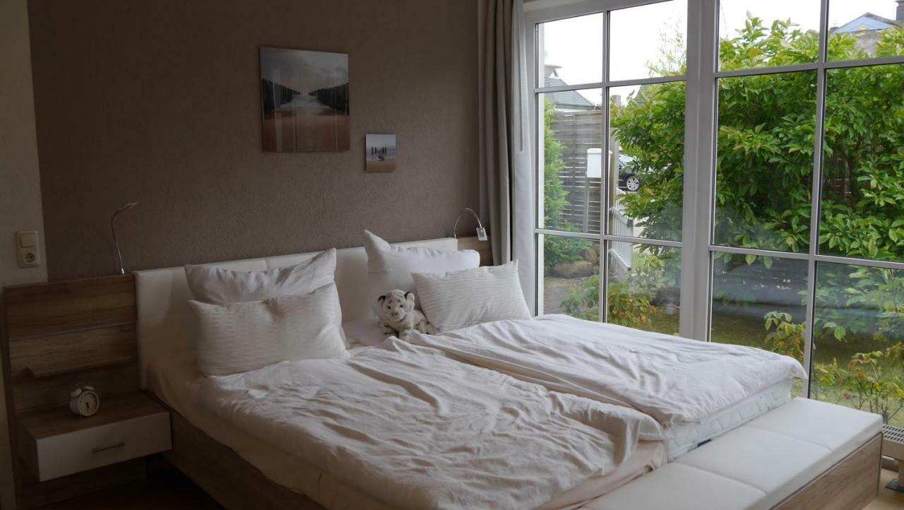 Premium-Lodge Im Der Suedschwede ... Dein Gaestehaus Mitten In Zingst Bagian luar foto