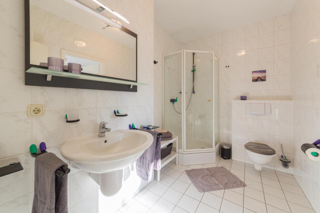 Premium-Lodge Im Der Suedschwede ... Dein Gaestehaus Mitten In Zingst Bagian luar foto