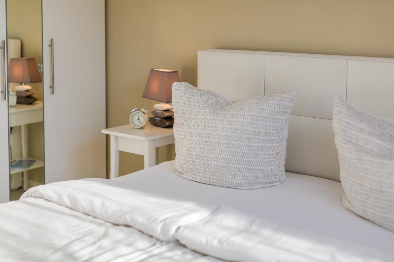 Premium-Lodge Im Der Suedschwede ... Dein Gaestehaus Mitten In Zingst Bagian luar foto